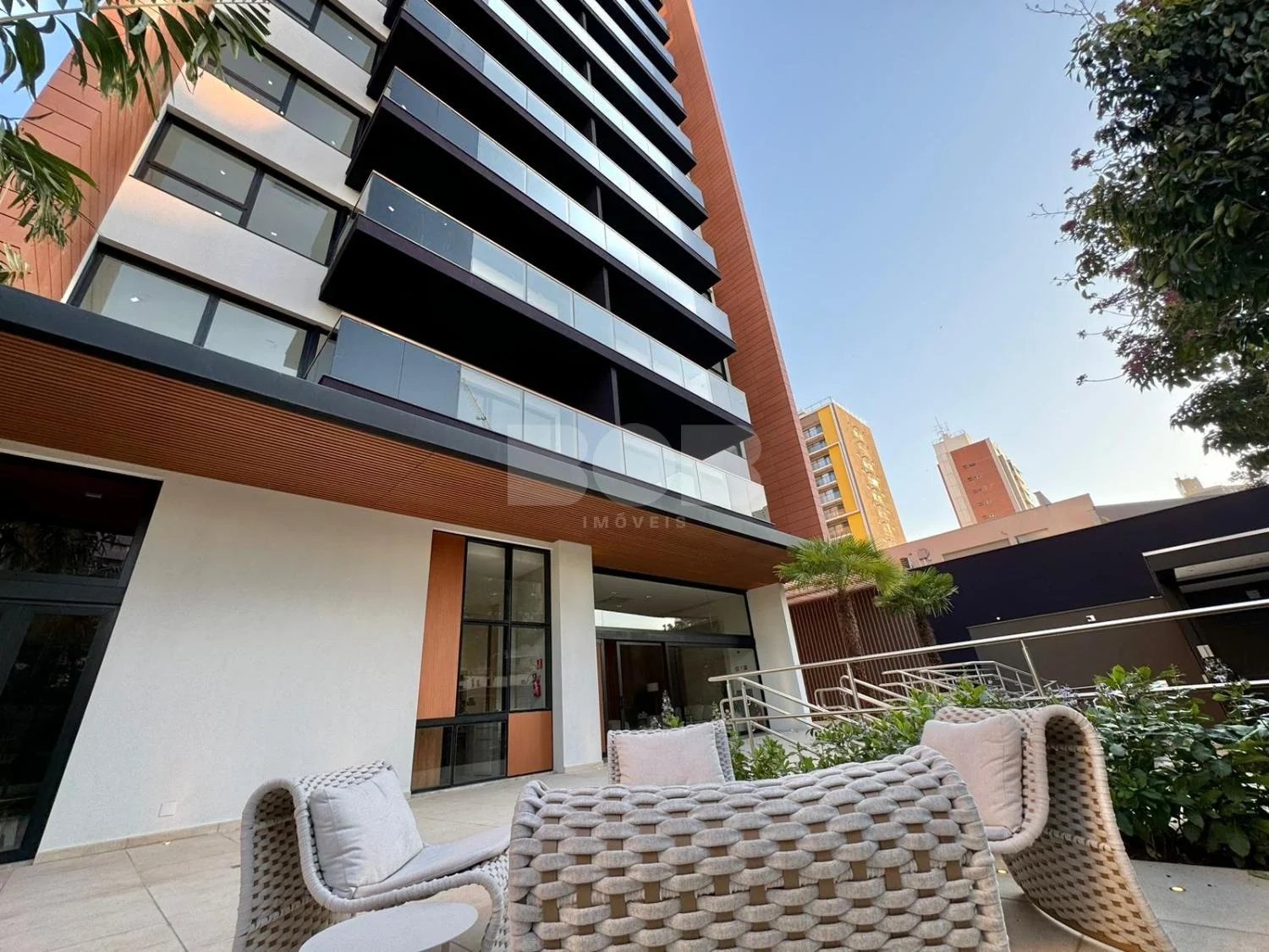 Apartamento À Venda Com 3 Dormitórios No Cambuí Em Campinas