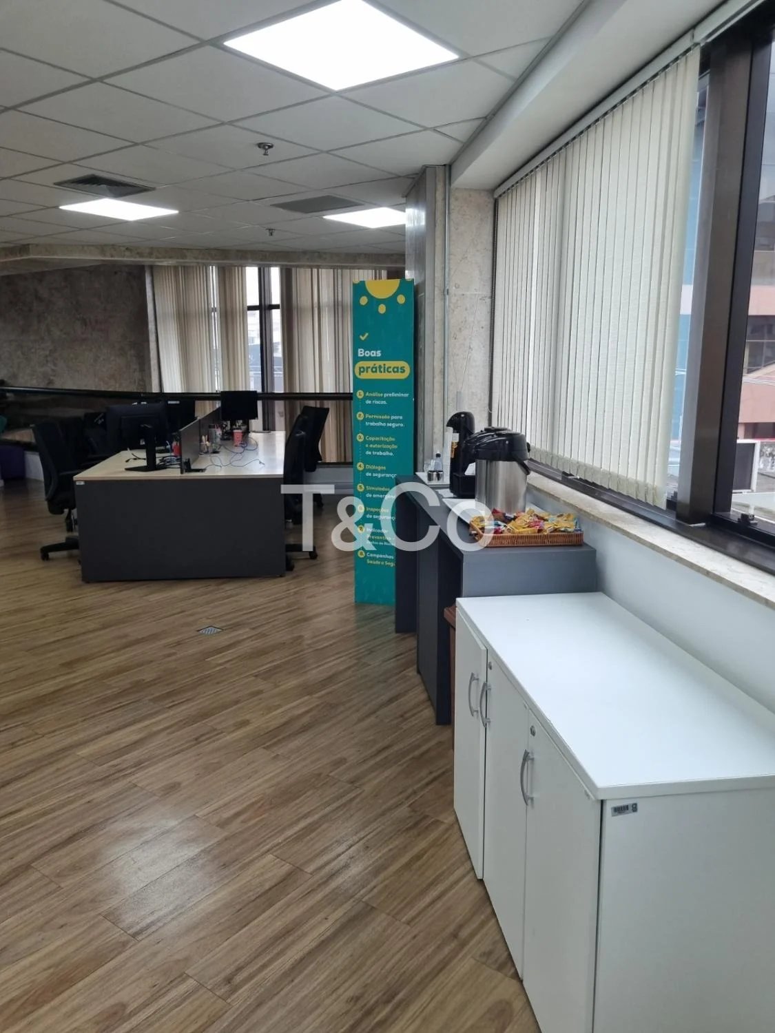 Sala Comercial Para Alugar Com 1 Dormitório No Cambuí Em Campinas