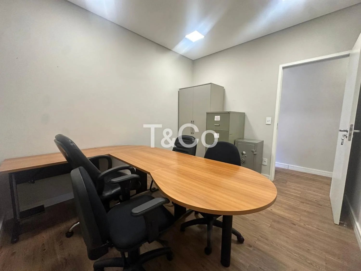Casa Para Alugar Com 1 Dormitório No Cambuí Em Campinas
