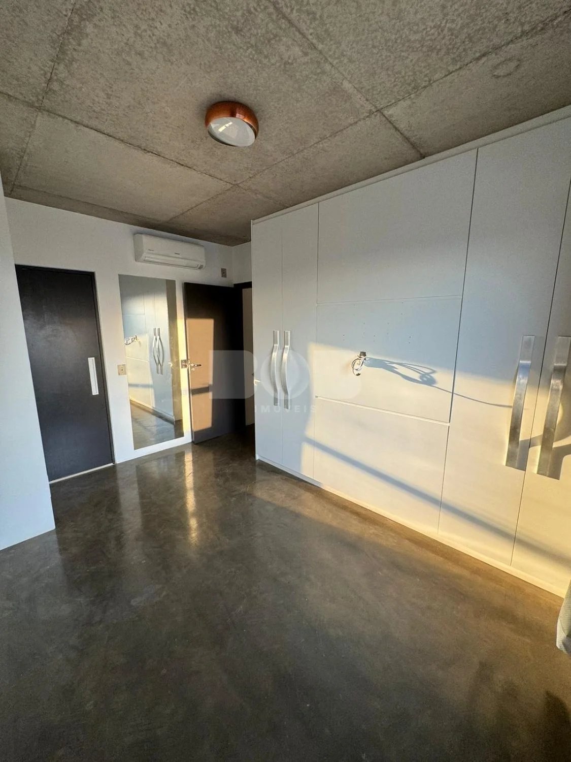 Apartamento À Venda Com 2 Dormitórios No Cambuí Em Campinas