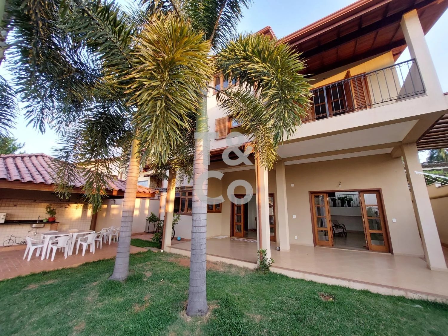 Casa À Venda No Caminhos de San Conrado Em Sousas Campinas.