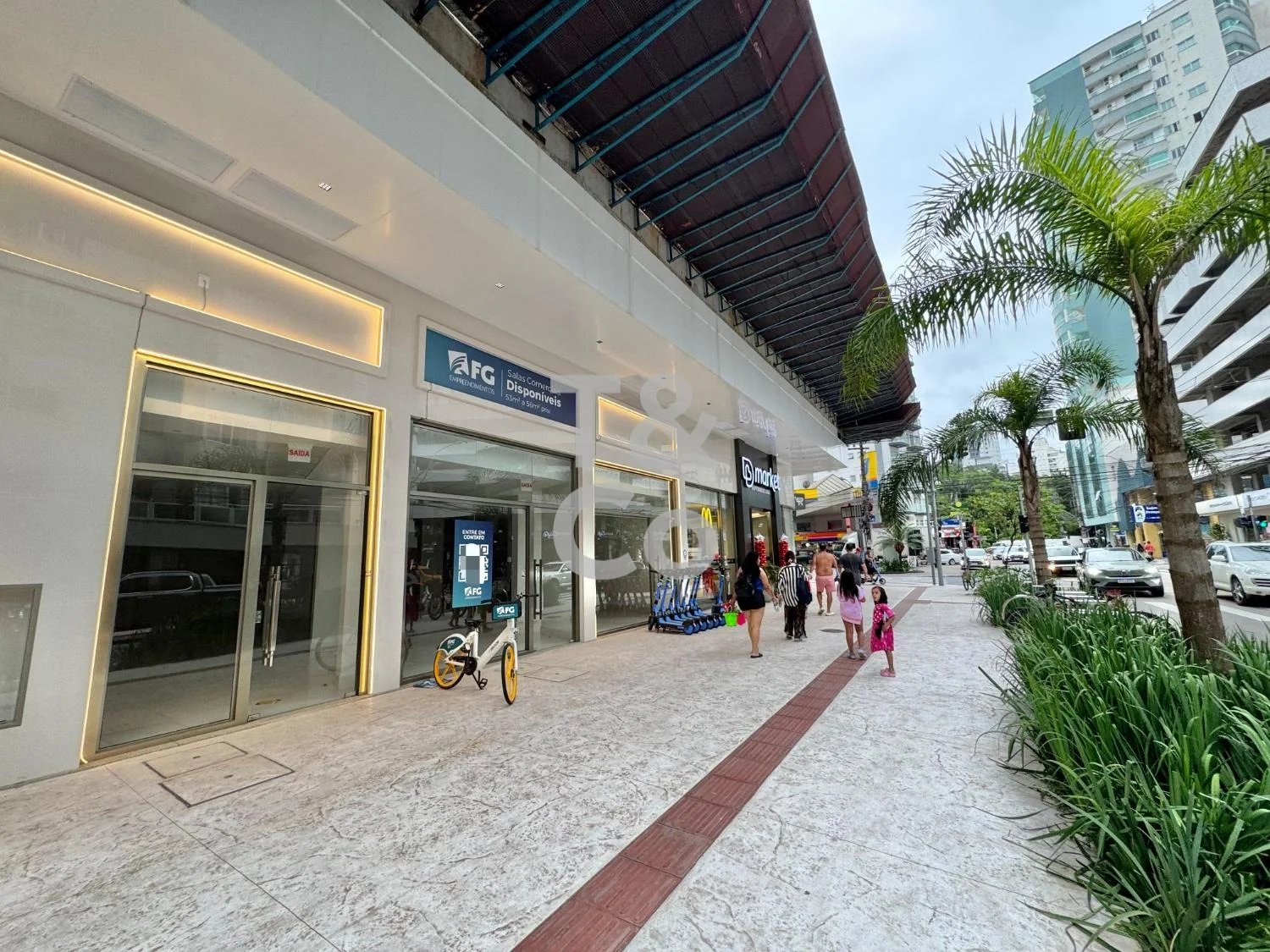 Salão Comercial Para Locação Ou Venda No Sapphire Tower Em Balneário Camboriú