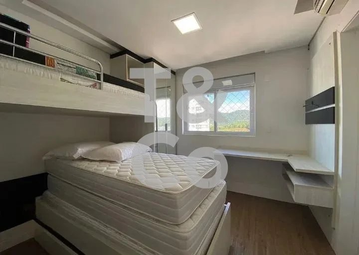 Apartamento À Venda Com 3 Dormitórios No Pioneiros Em Balneário Camboriú