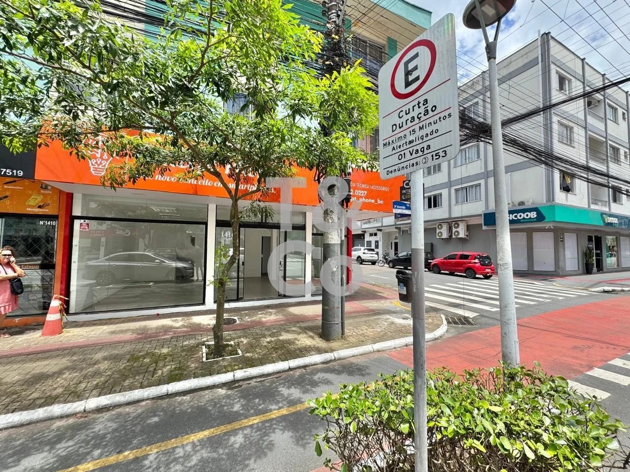 Sala Comercial Para Alugar No Centro Em Balneário Camboriú