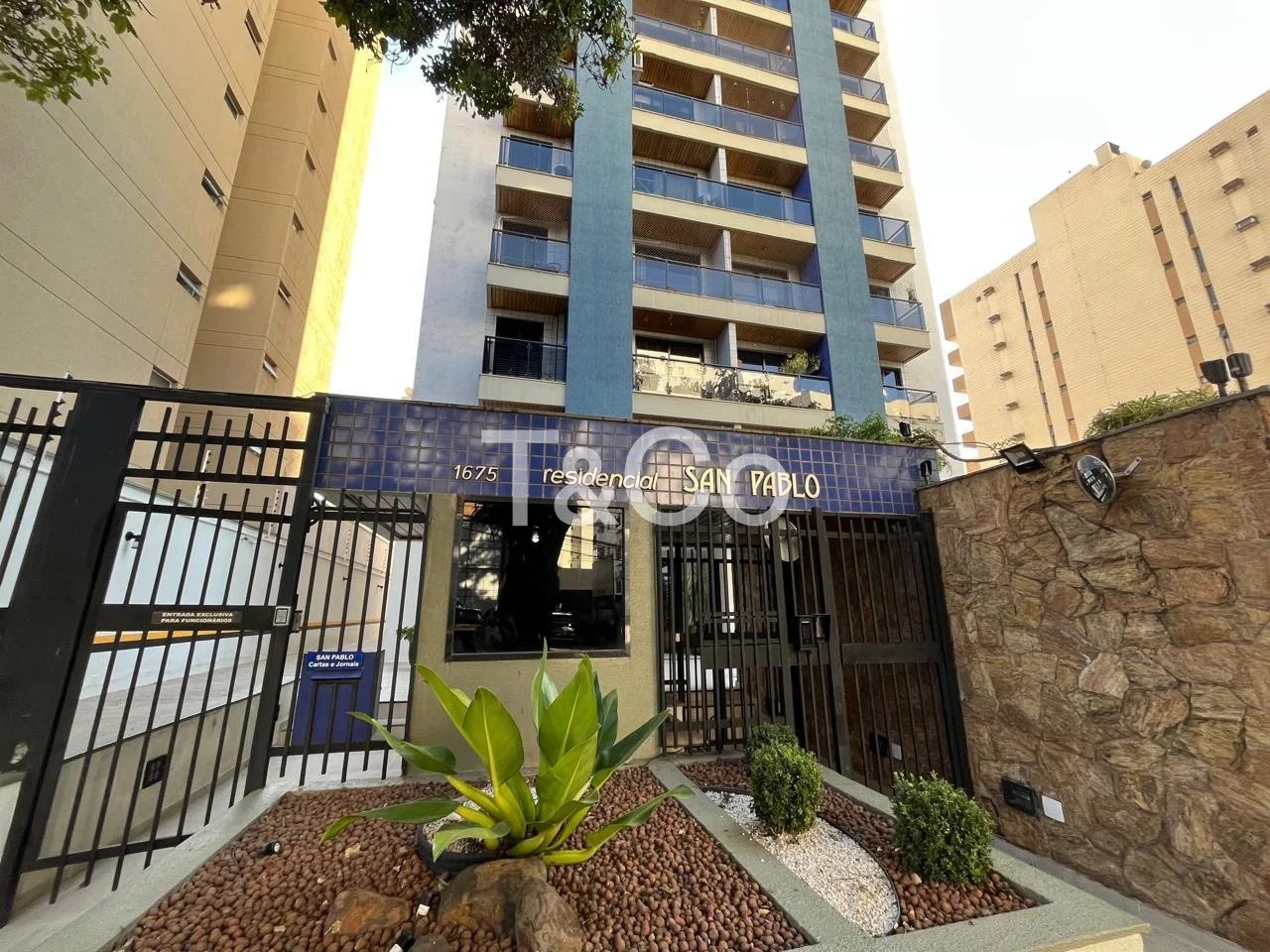 Apartamento À Venda Com 2 Dormitórios No Cambuí Em Campinas
