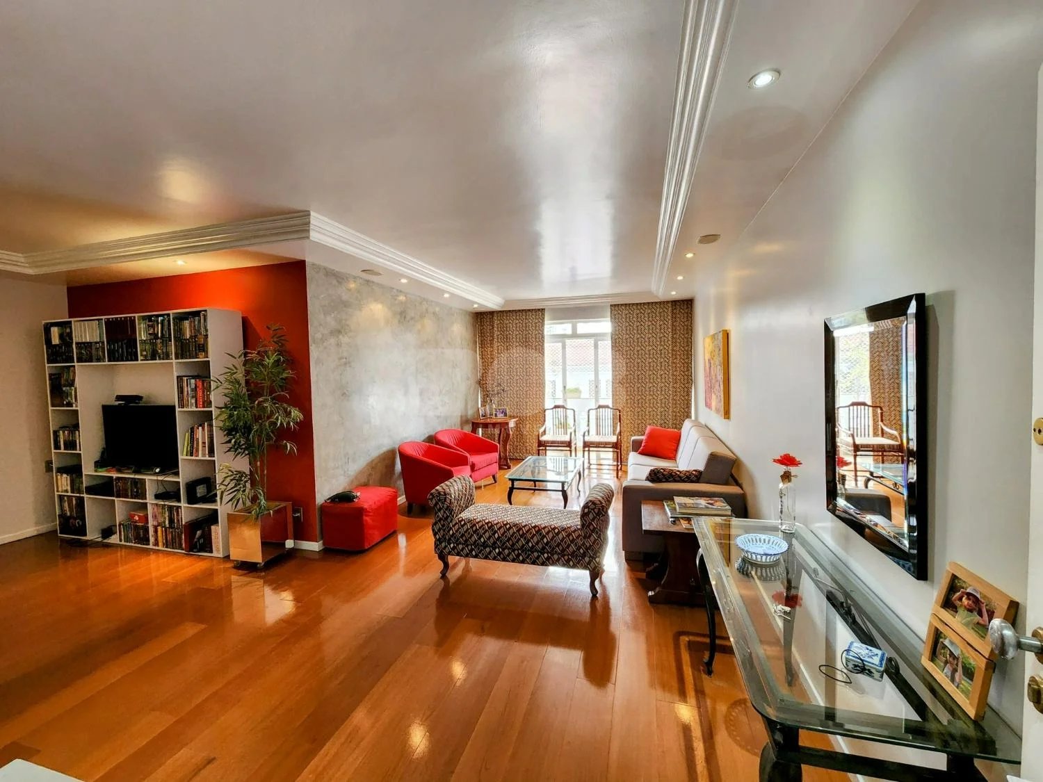 Apartamento À Venda Com 3 Dormitórios No Cambuí Em Campinas