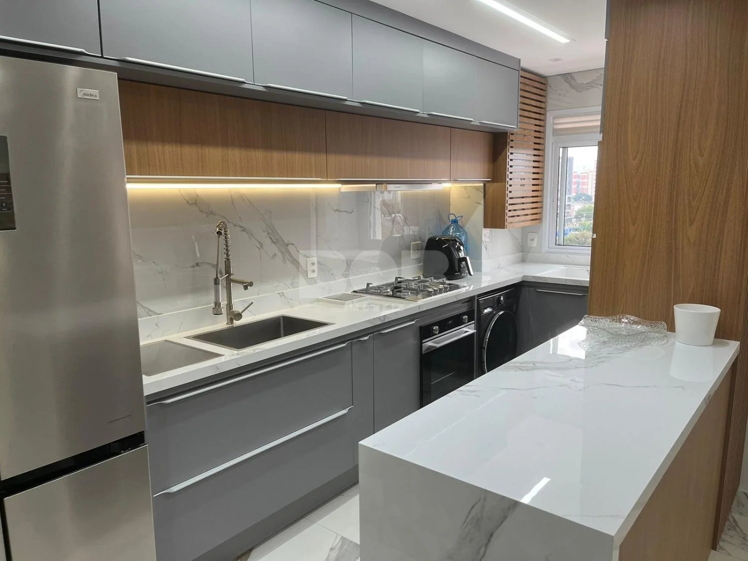 Apartamento À Venda Com 2 Dormitórios No Taquaral Em Campinas