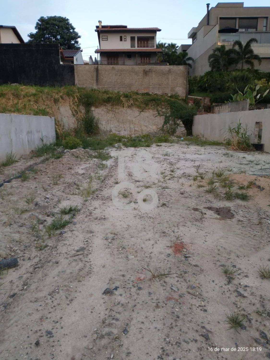 Terreno À Venda No Caminhos de San Conrado, Sousas, Campinas.