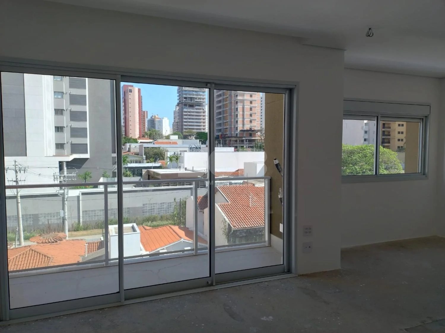 Apartamento À Venda Com 1 Dormitório No Cambuí Em Campinas