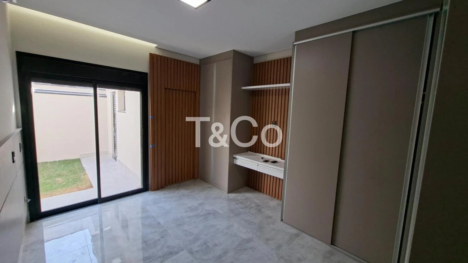Casa Térrea À Venda No Condomínio Residencial Jardim dos Lírios
