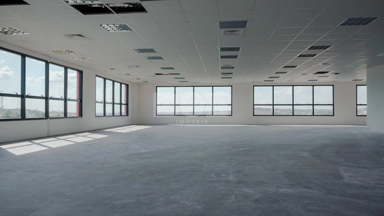 Sala Comercial Para Alugar No Parque dos Resedás Em Campinas