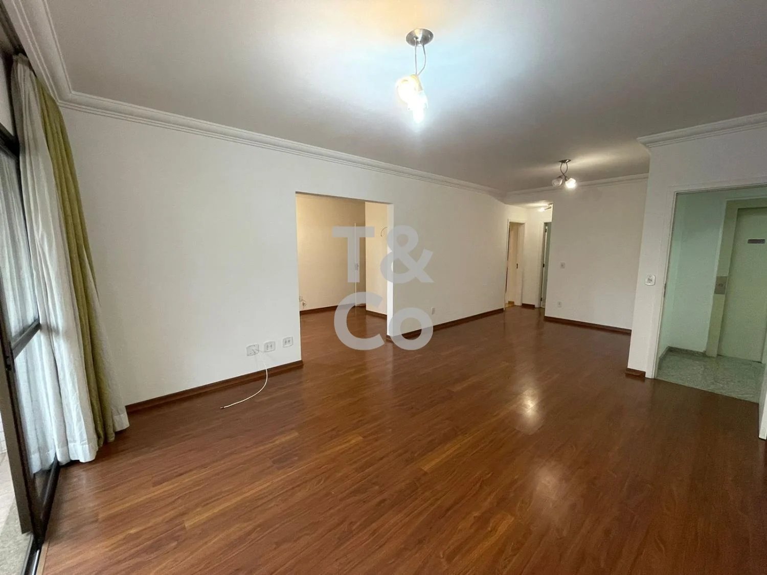 Apartamento À Venda Com 4 Dormitórios No Cambuí Em Campinas