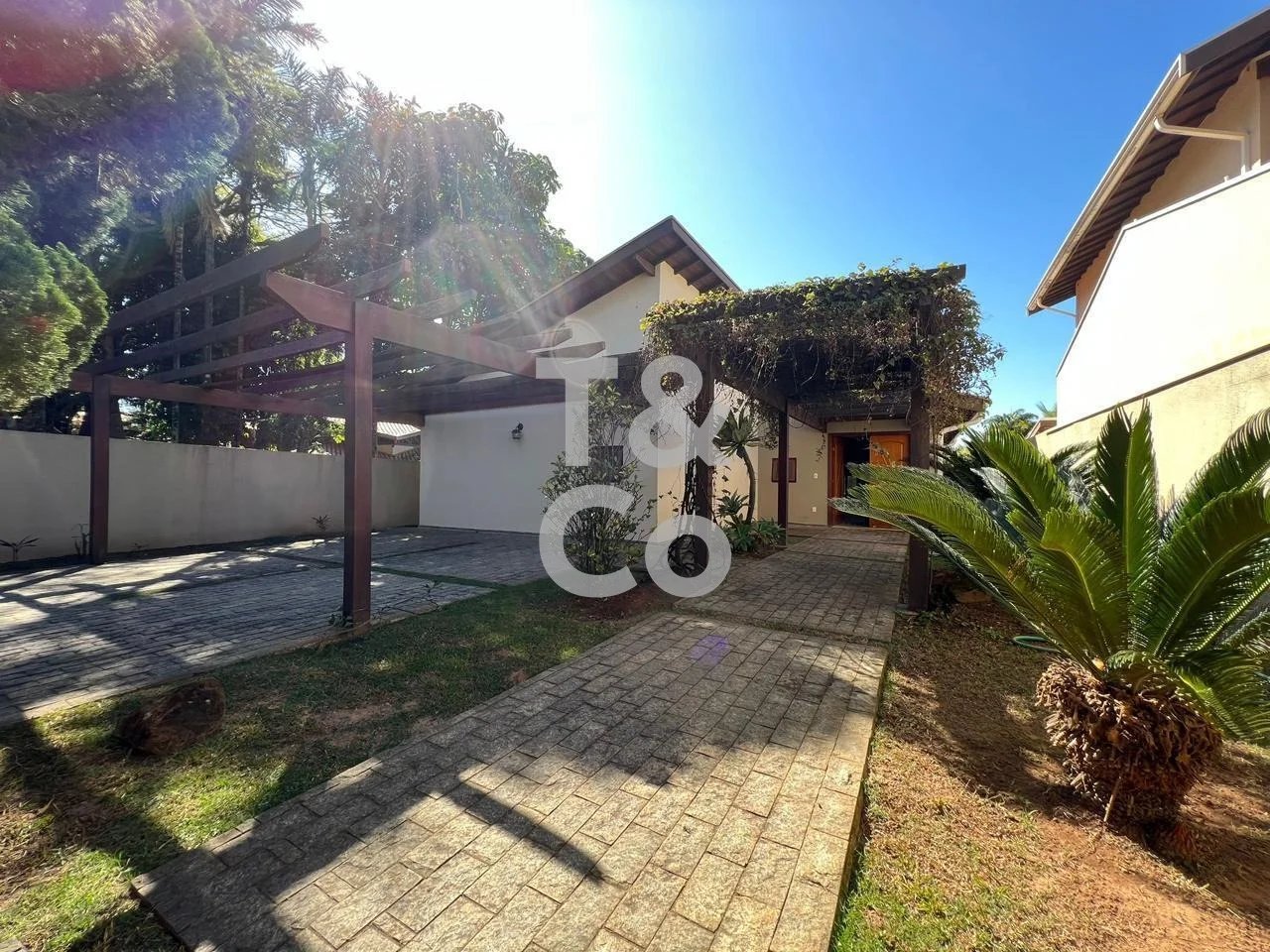 Casa Térrea À Venda No Parque Xangrilá