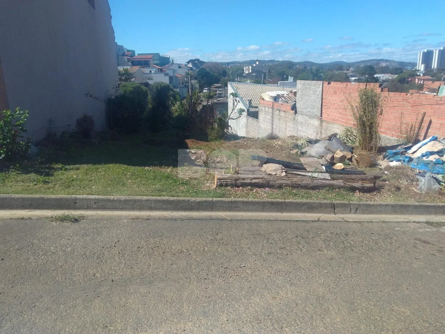 Terreno À Venda No Chácara Previtale Em Valinhos