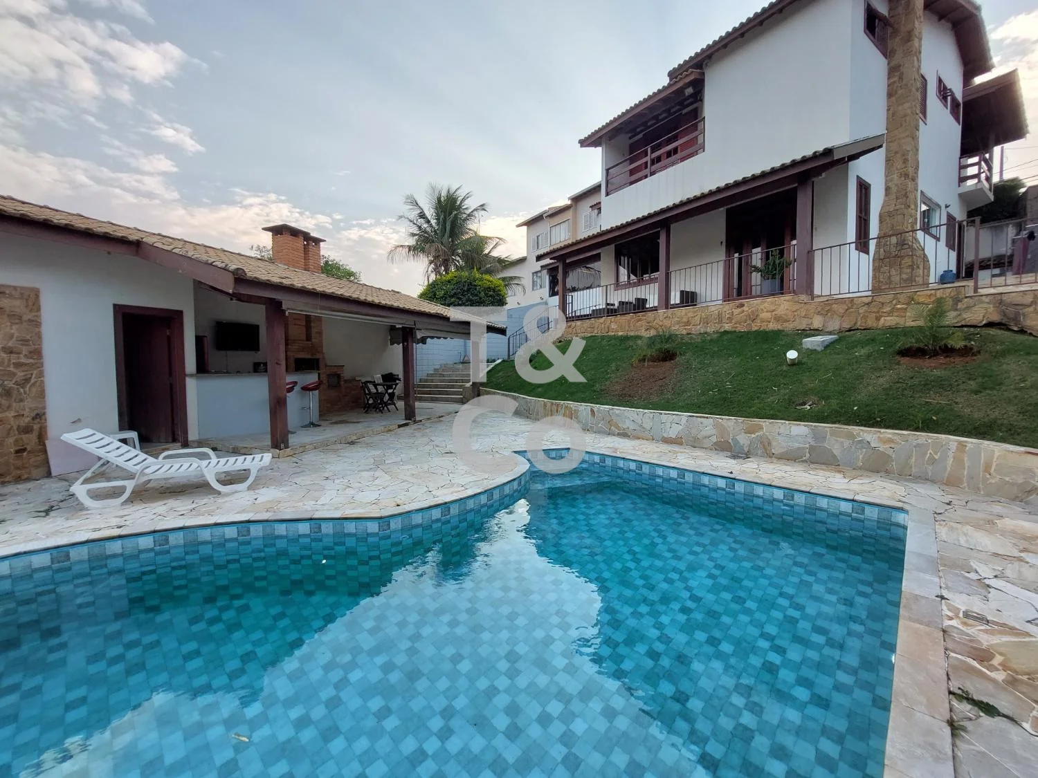 Casa À Venda No Caminhos de San Conrado Em Sousas Campinas