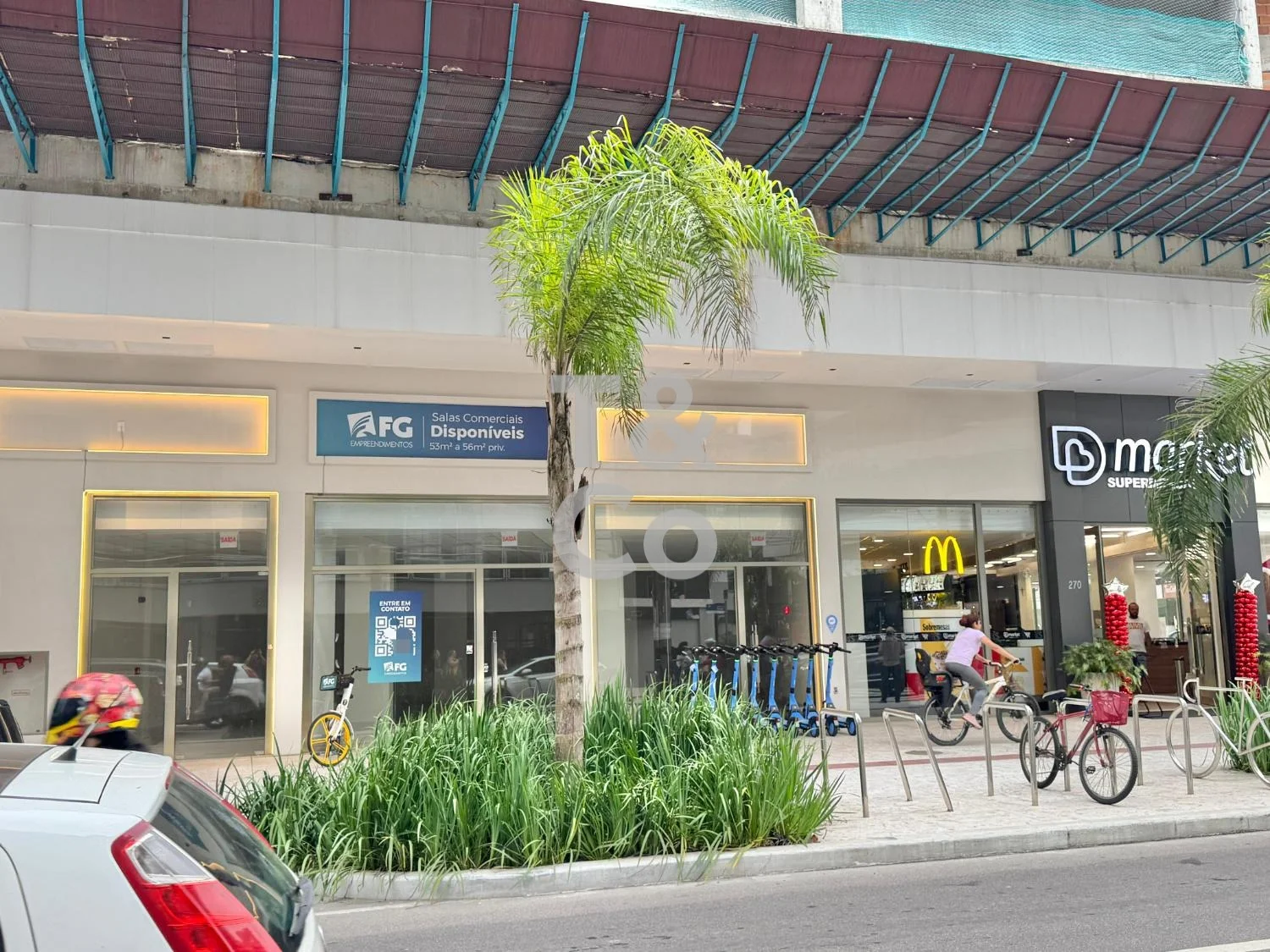Salão Comercial Para Locação Ou Venda No Sapphire Tower Em Balneário Camboriú