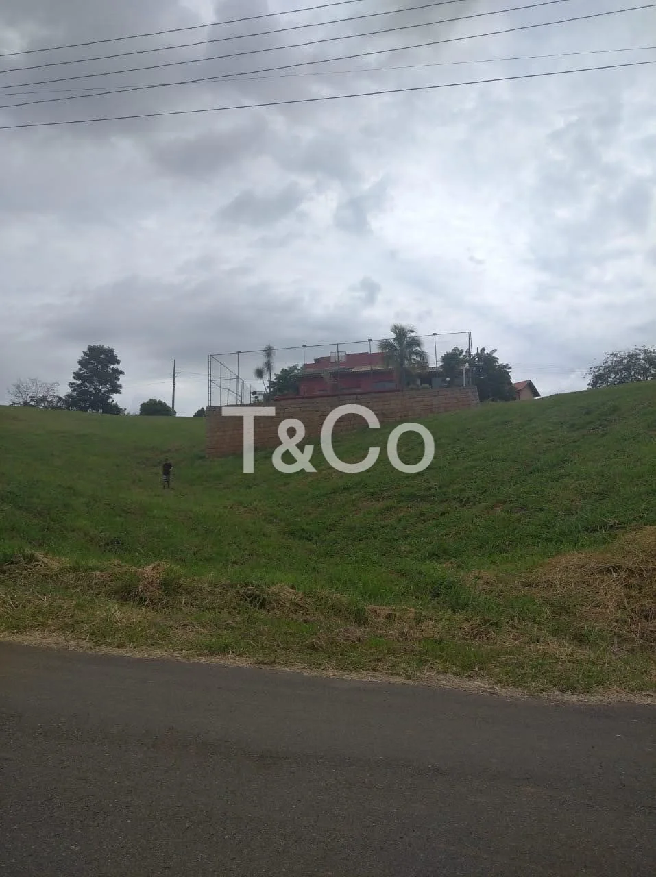 Terreno No Condomínio Terras de Santa Teresa Em Vinhedo/Sp