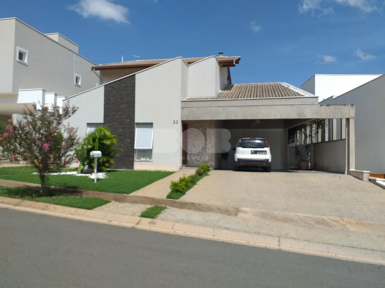 Casa À Venda No Condomínio Parque das Quaresmeiras - Alphaville