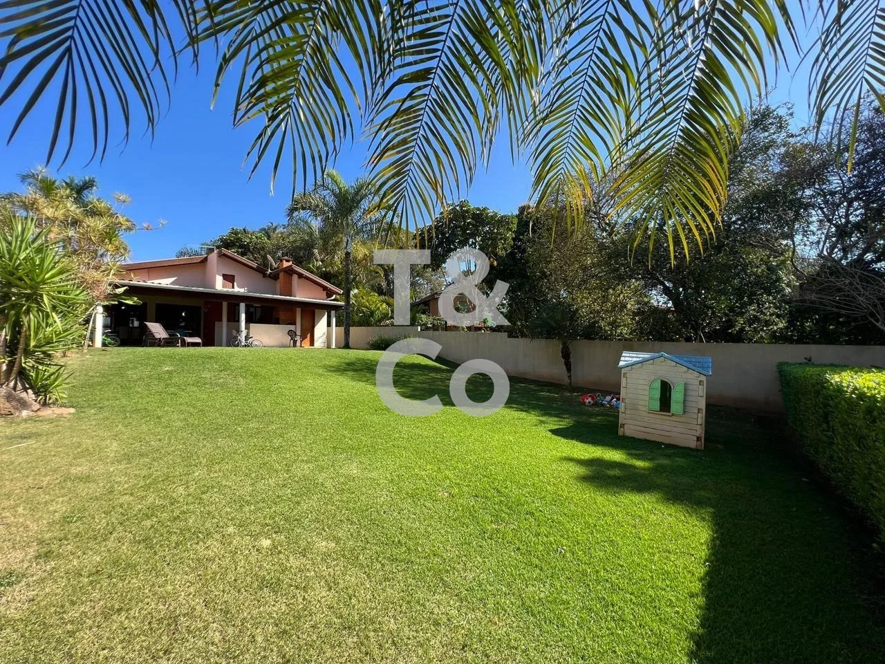 Casa Térrea À Venda No Parque Xangrilá