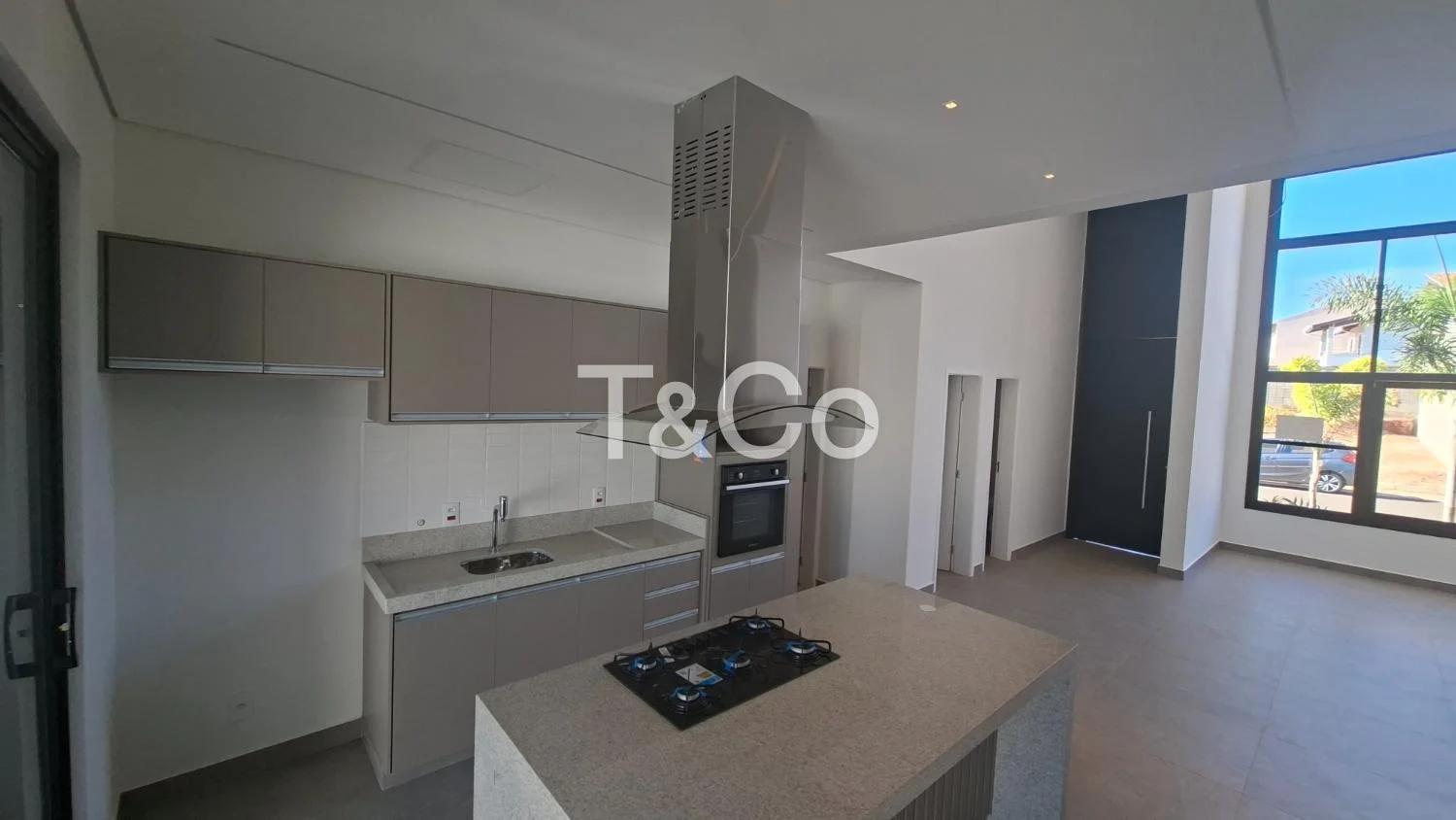 Casa Térrea de Luxo À Venda No Condomínio Residencial Royal Garden Com Planejados