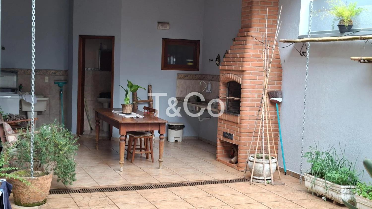 Casa À Venda No Condomínio Okinawa Com Área Gourmet e Varanda Ampla