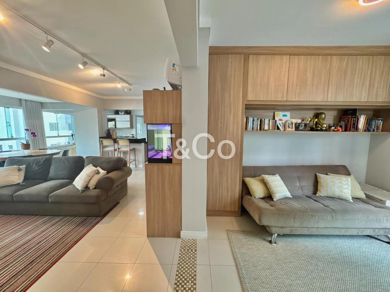 Apartamento À Venda Com 4 Dormitórios No Centro Em Balneário Camboriú
