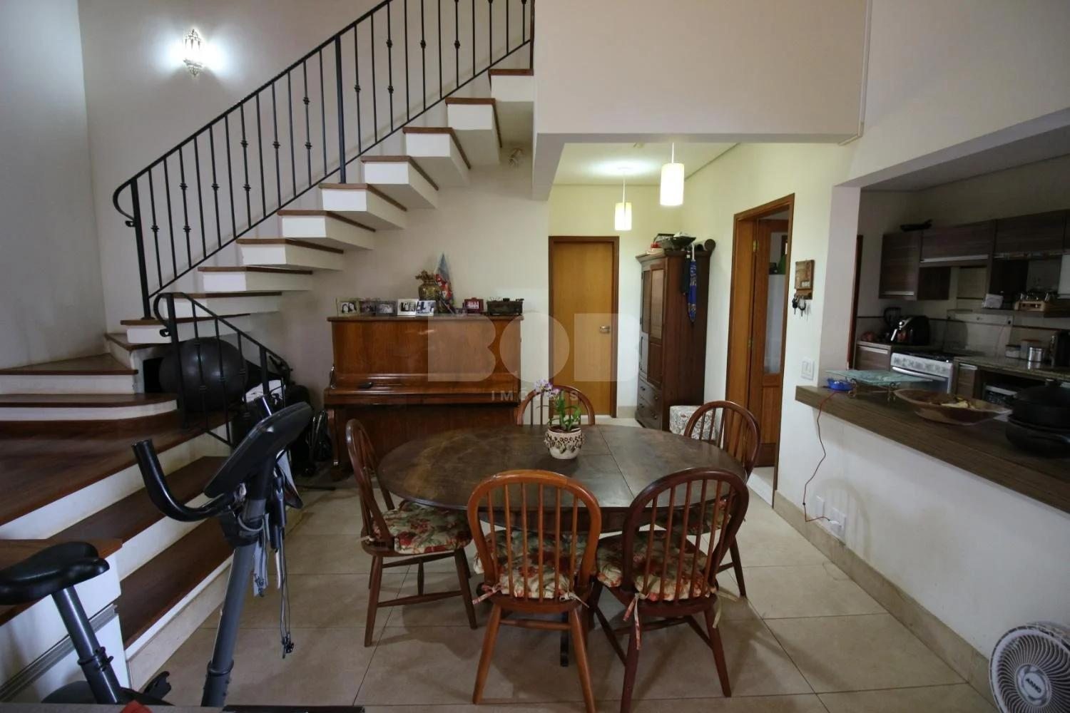 Casa Com Piscina À Venda Em Condomínio Em Barão Geraldo Em Campinas.