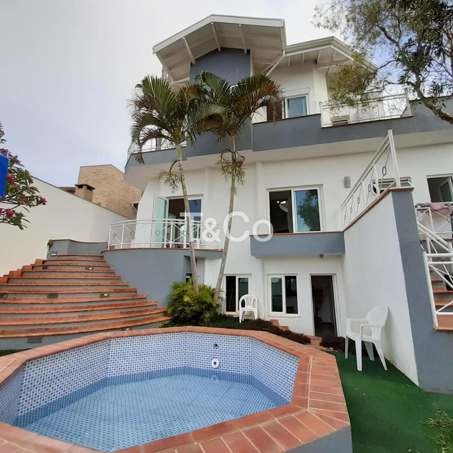 Casa À Venda, San Conrado, Sousas, Campinas.