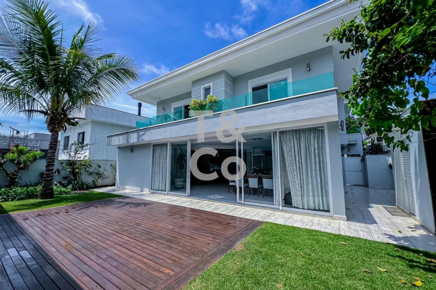 Casa Em Condomínio À Venda Com 6 Dormitórios No Ariribá Em Balneário Camboriú