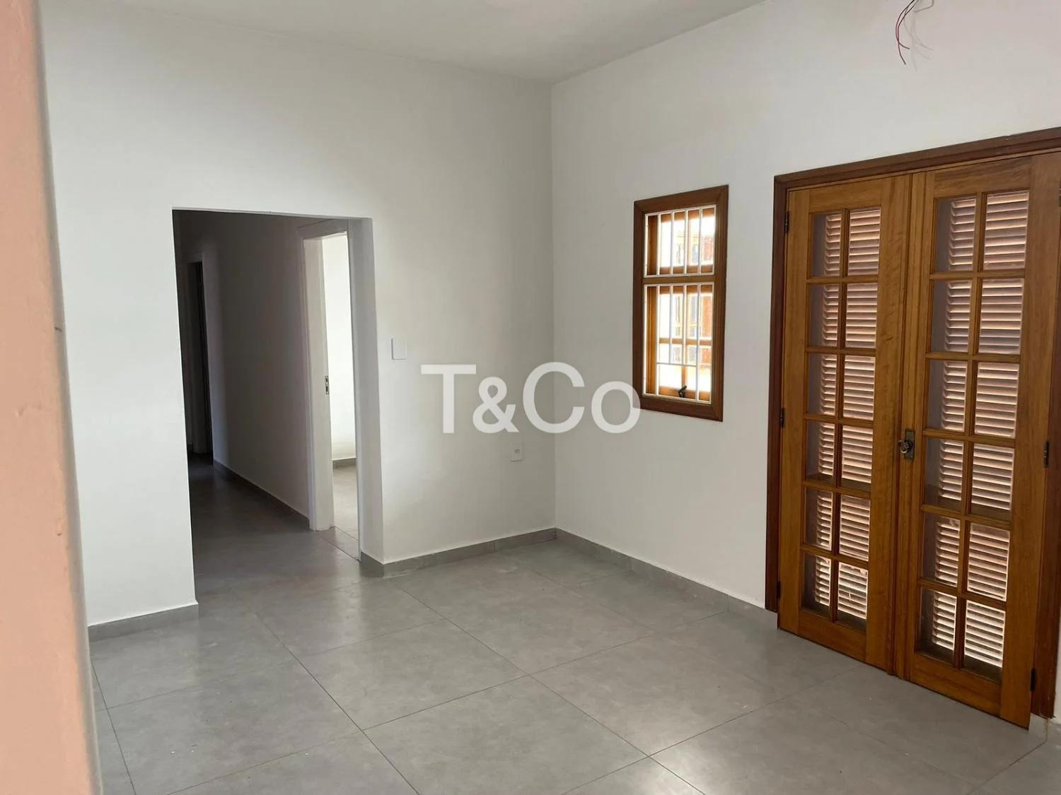 CASA Totalmente Reformada NO Cambuí - Residencial OU Comercial