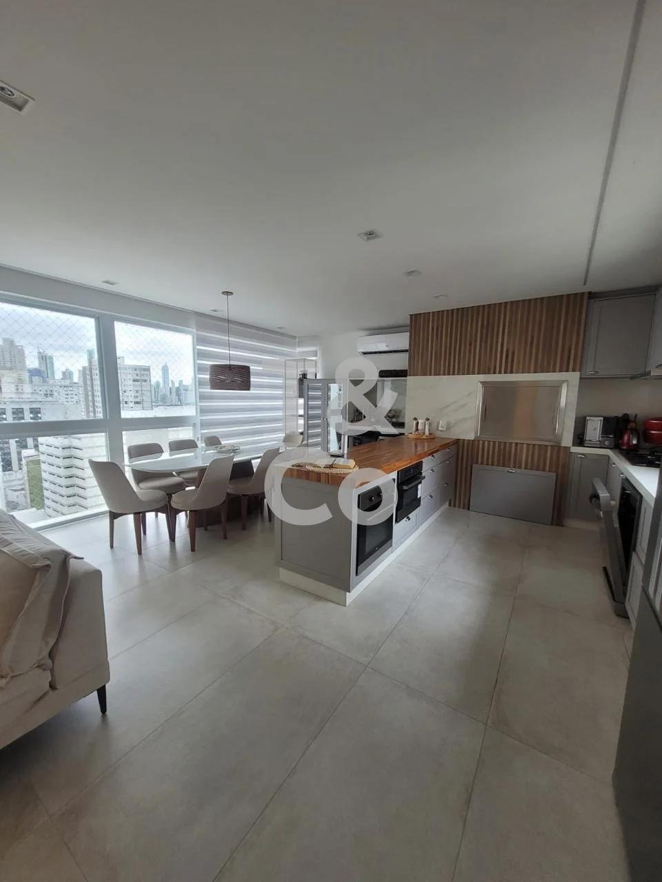 Apartamento À Venda Com 3 Dormitórios No Centro Em Balneário Camboriú