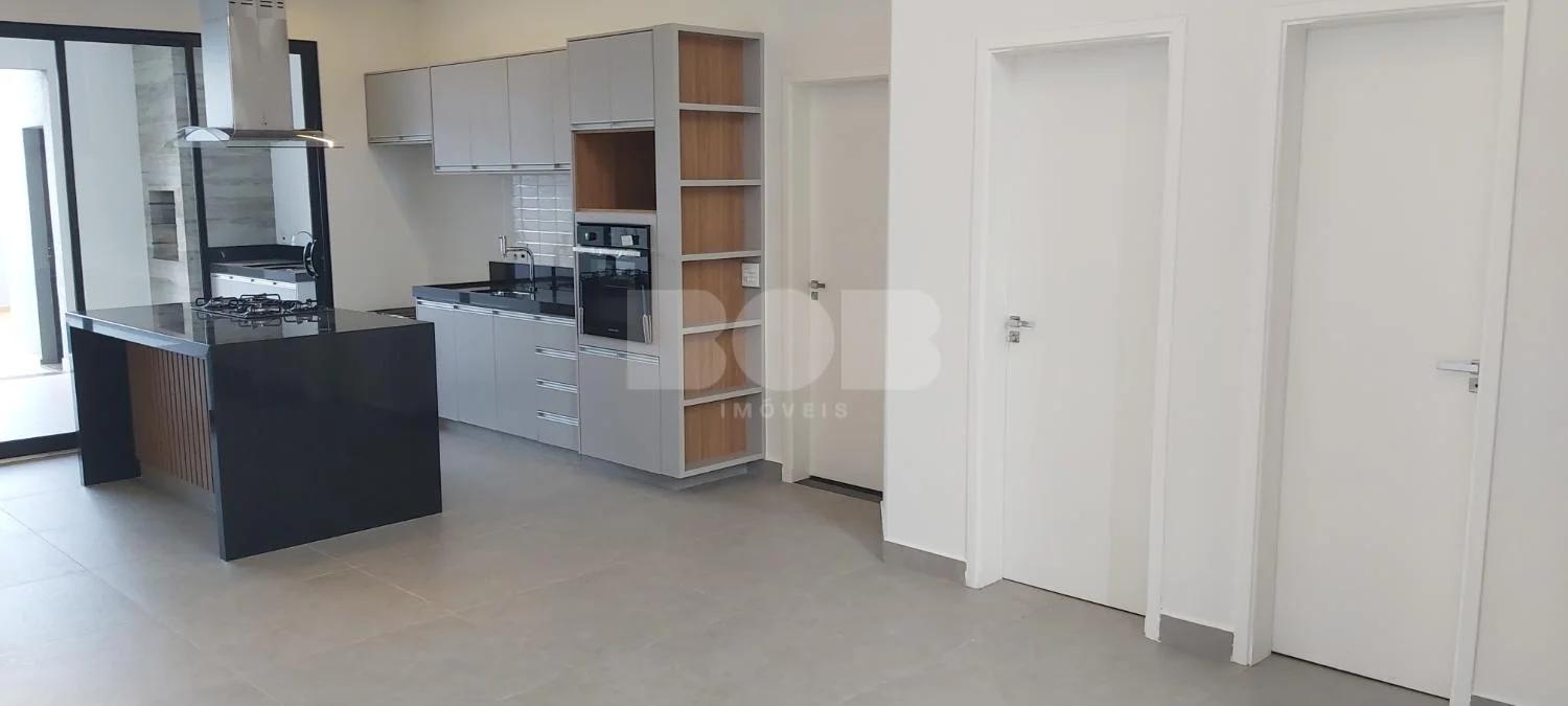 Casa Térrea de Luxo À Venda No Condomínio Residencial Royal Garden Com Planejados Completos